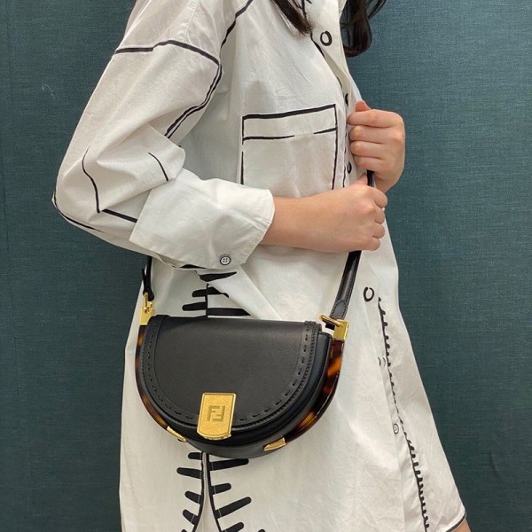 人気 フェンディ ショルダーバッグ N級品 - ZC-BG-1MHAYA7