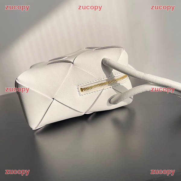 ボッテガ・ヴェネタ 大人気 ボッテガ・ヴェネタ ショルダーバッグ コピー - ZC-BG-0OU9807 原画像 4