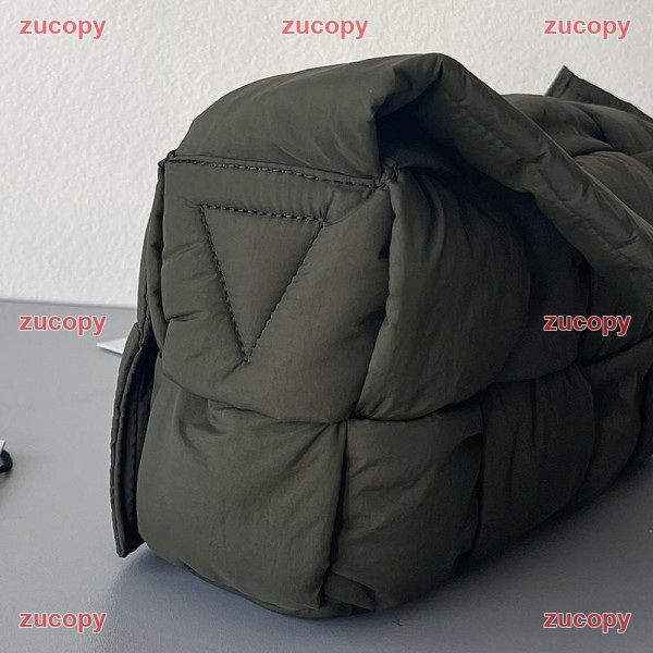 ボッテガ・ヴェネタ 大人気 ボッテガ・ヴェネタ ショルダーバッグ コピー - ZC-BG-1XZ9875 原画像 3