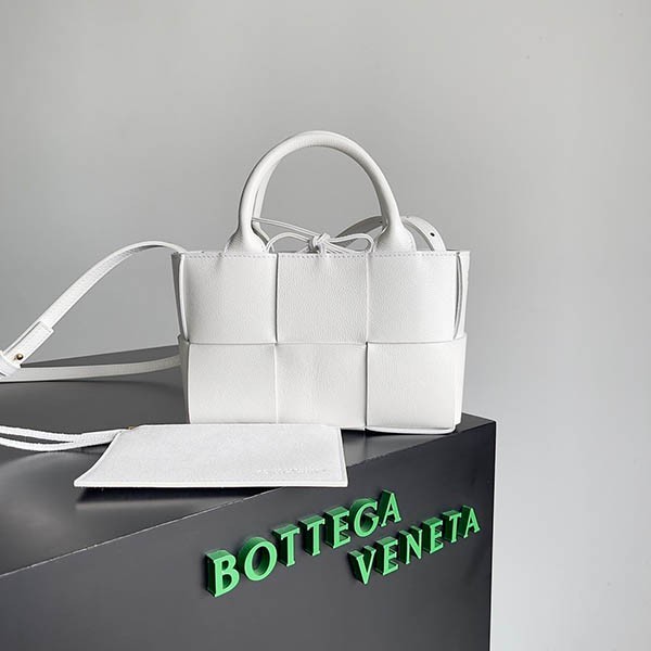 ボッテガ・ヴェネタ トートバッグ N級品 送料無料 - ZC-BG-19NG35K