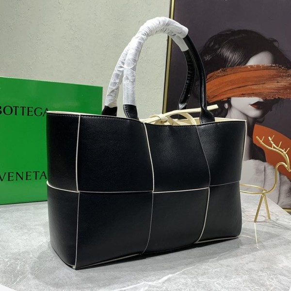 ボッテガ・ヴェネタ トートバッグ N級品 送料無料 - ZC-BG-1VW17PP おすすめN級品