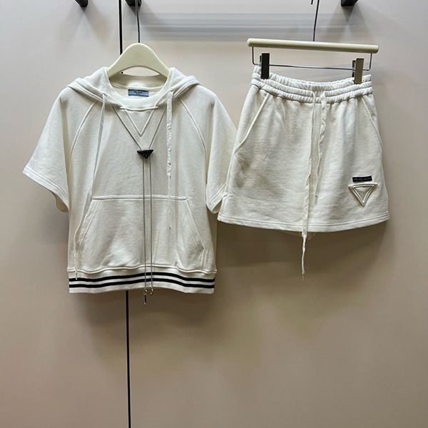 大人気 プラダ 半袖 コピー - ZC-CL-05SK5VS おすすめN級品