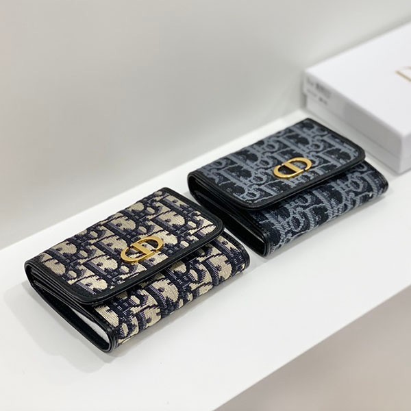 送料無料 ディオール 折り財布 スーパーコピー - ZC-WL-0HPO5VY