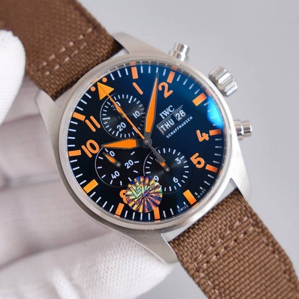 人気 IWC パイロットウォッチ N級品腕時計 - ZC-WT-1P1X3NY