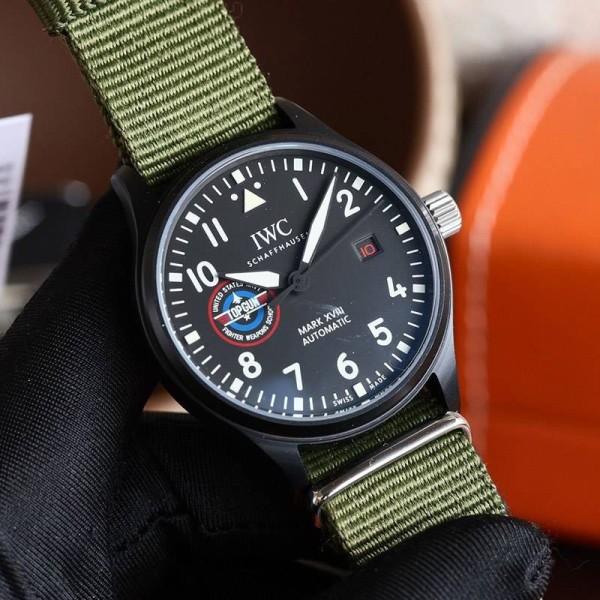 IWC 大人気 IWC パイロットウォッチ スーパーコピー腕時計 - ZC-WT-0AQYN54 原画像 1