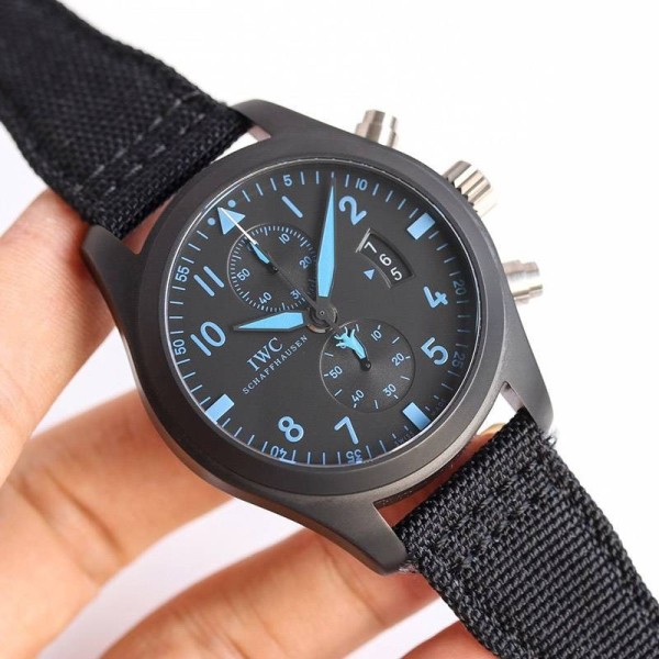 大人気 IWC パイロットウォッチ スーパーコピー腕時計 - ZC-WT-1INCEVT おすすめN級品